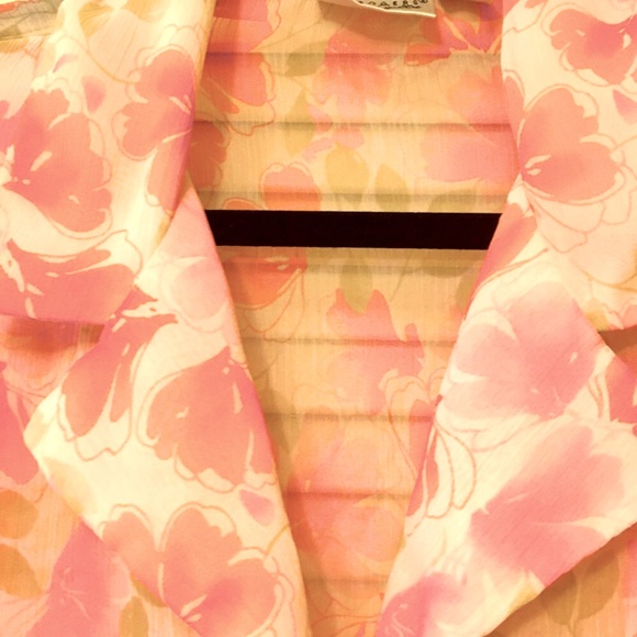 ✨ Sheer Pink & Orange floral button down blouse✨ - Picture 1 of 6